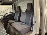 いすゞエルフアルミバン小型（2t・3t）[写真33]