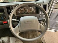 いすゞエルフアルミバン小型（2t・3t）[写真37]