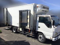 いすゞエルフ冷凍車（冷蔵車）小型（2t・3t）[写真21]