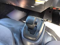 いすゞエルフ冷凍車（冷蔵車）小型（2t・3t）[写真36]