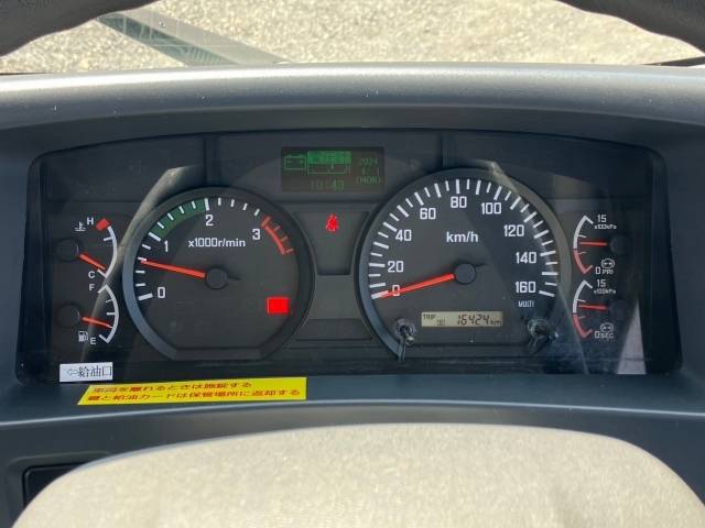 いすゞフォワードクレーン5段中型（4t）[写真35]