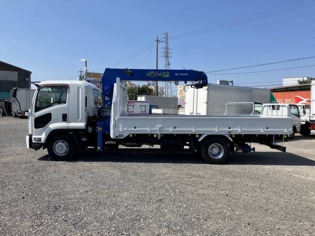 いすゞフォワードクレーン5段中型（4t）[写真05]