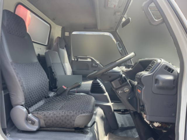 いすゞエルフクレーン4段小型（2t・3t）[写真29]