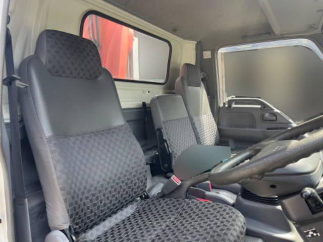 いすゞエルフクレーン4段小型（2t・3t）[写真30]