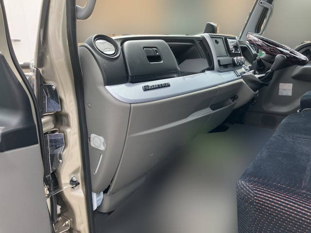 三菱ふそうキャンターセーフティローダー小型（2t・3t）[写真25]