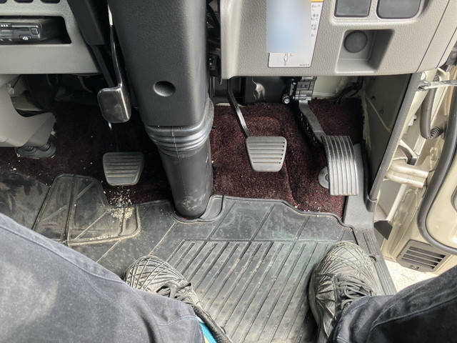 三菱ふそうキャンターセーフティローダー小型（2t・3t）[写真30]