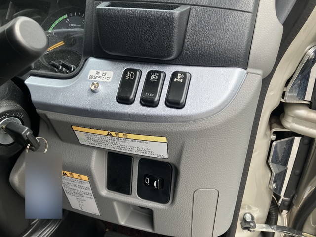 三菱ふそうキャンターセーフティローダー小型（2t・3t）[写真31]