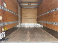 いすゞエルフアルミバン小型（2t・3t）[写真10]