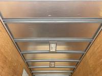 いすゞエルフアルミバン小型（2t・3t）[写真11]