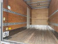 いすゞエルフアルミバン小型（2t・3t）[写真12]