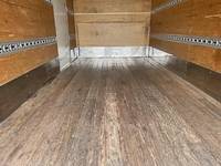 いすゞエルフアルミバン小型（2t・3t）[写真14]