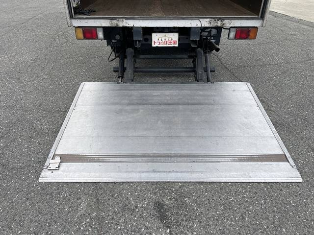 いすゞエルフアルミバン小型（2t・3t）[写真17]