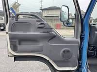 いすゞエルフアルミバン小型（2t・3t）[写真29]