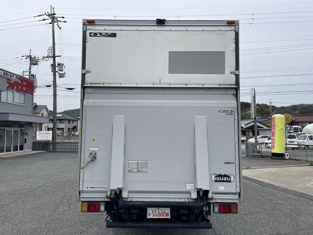 いすゞエルフアルミバン小型（2t・3t）[写真09]