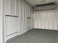 いすゞエルフ冷凍車（冷蔵車）小型（2t・3t）[写真13]