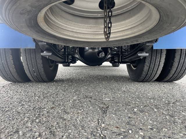 いすゞエルフ冷凍車（冷蔵車）小型（2t・3t）[写真25]