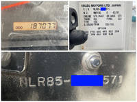 いすゞエルフ冷凍車（冷蔵車）小型（2t・3t）[写真40]