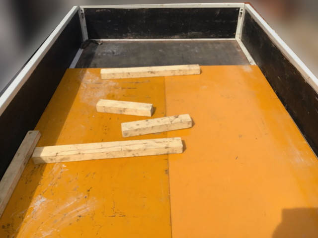 いすゞエルフクレーン4段小型（2t・3t）[写真11]