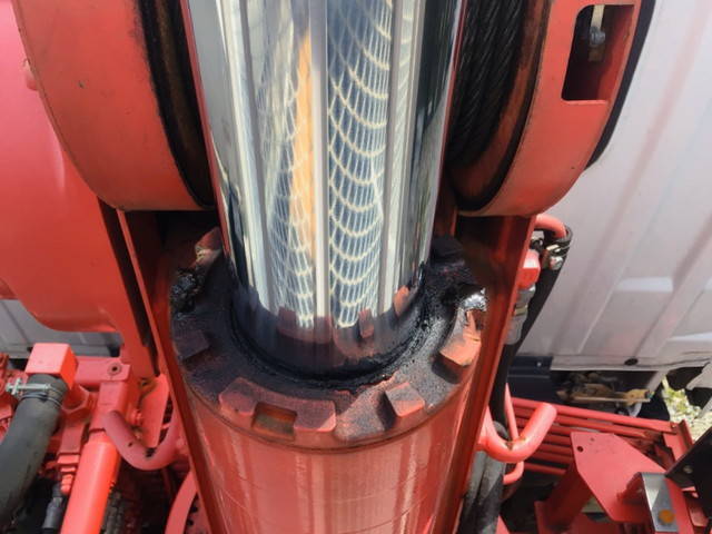 いすゞエルフクレーン4段小型（2t・3t）[写真15]