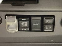 いすゞエルフクレーン4段小型（2t・3t）[写真36]