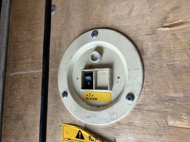 三菱ふそうファイターアルミバン中型（4t）[写真12]