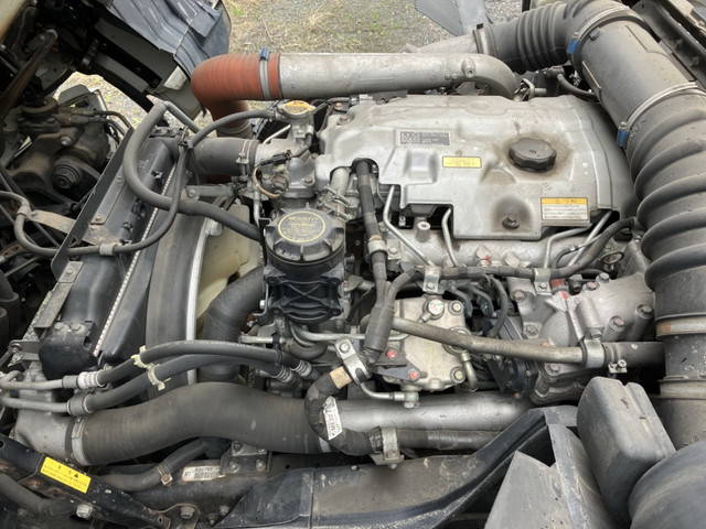 三菱ふそうファイターアルミバン中型（4t）[写真24]