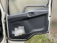 三菱ふそうファイターアルミバン中型（4t）[写真28]