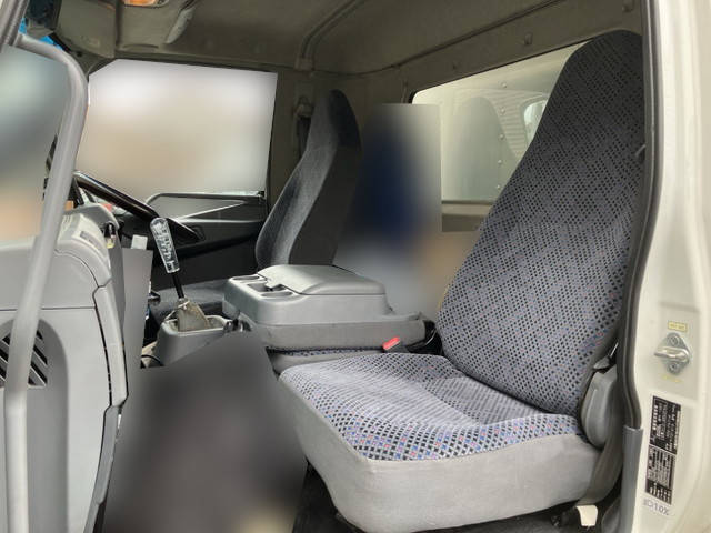 三菱ふそうファイターアルミバン中型（4t）[写真29]