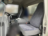 三菱ふそうファイターアルミバン中型（4t）[写真29]