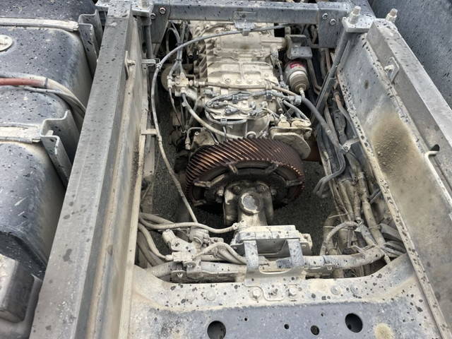 日野プロフィアダンプ大型（10t）[写真12]