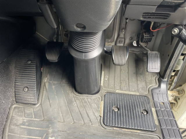 日野プロフィアダンプ大型（10t）[写真33]