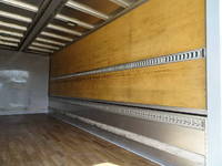 いすゞフォワードアルミウイング中型（4t）[写真14]