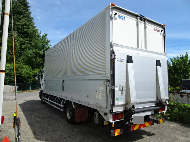 いすゞフォワードアルミウイング中型（4t）[写真04]