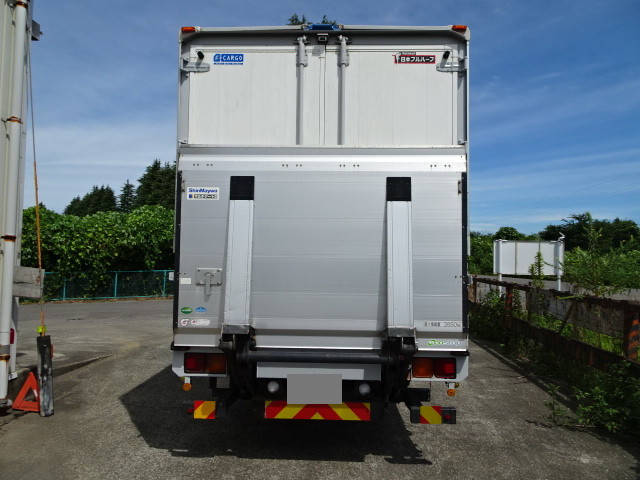 いすゞフォワードアルミウイング中型（4t）[写真05]