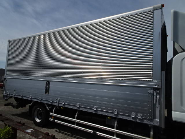 いすゞフォワードアルミウイング中型（4t）[写真07]