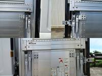 いすゞフォワードアルミウイング中型（4t）[写真08]