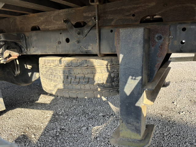 三菱ふそうファイターセルフクレーン5段中型（4t）[写真15]