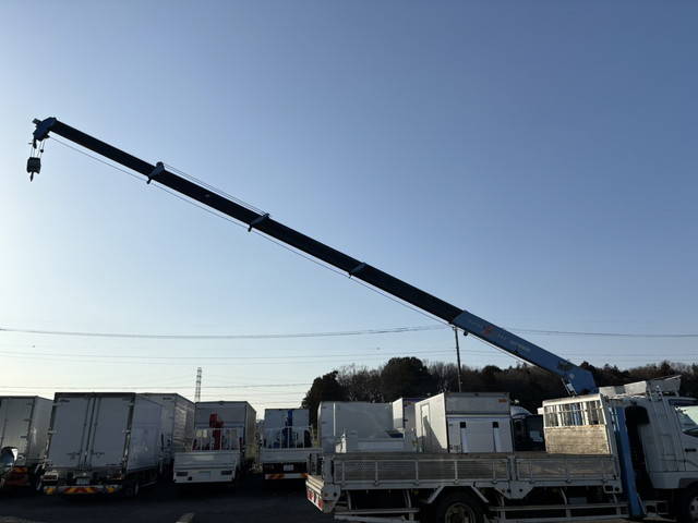 三菱ふそうファイターセルフクレーン5段中型（4t）[写真09]