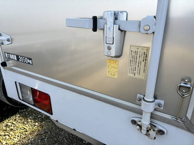 日野レンジャーアルミウイング中型（4t）[写真20]