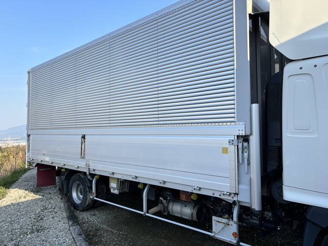 日野レンジャーアルミウイング中型（4t）[写真05]