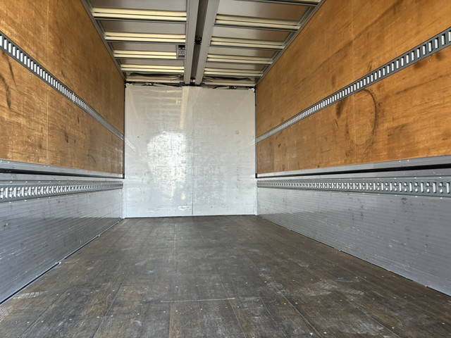 日野レンジャーアルミウイング中型（4t）[写真06]