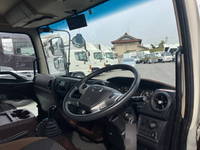 日野レンジャー冷凍車（冷蔵車）中型（4t）[写真22]