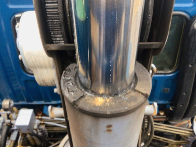 三菱ふそうファイタークレーン4段増トン（6t・8t）[写真18]