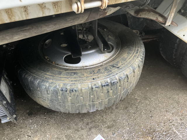 三菱ふそうキャンターダンプ小型（2t・3t）[写真17]