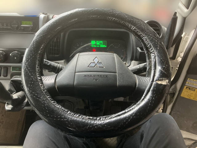 三菱ふそうキャンターダンプ小型（2t・3t）[写真26]