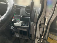 三菱ふそうキャンターダンプ小型（2t・3t）[写真29]