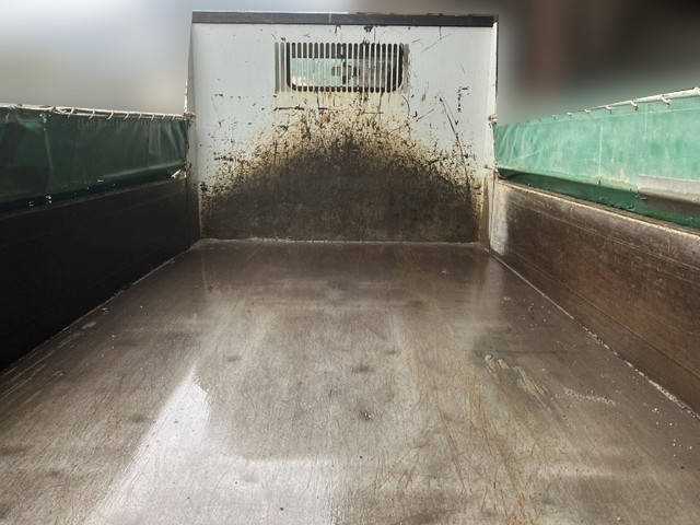 三菱ふそうキャンターダンプ小型（2t・3t）[写真08]