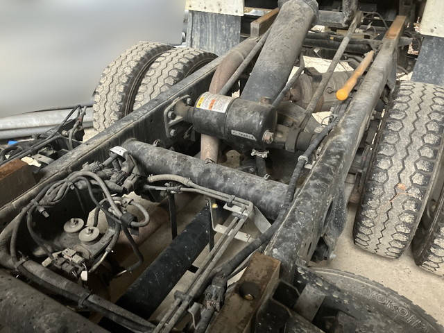 三菱ふそうキャンターダンプ小型（2t・3t）[写真11]