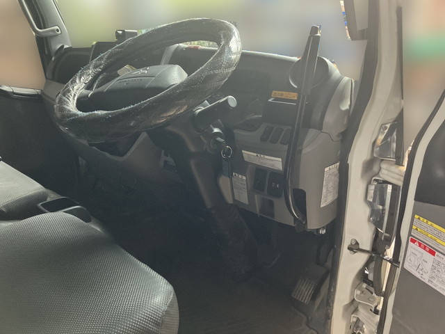 三菱ふそうキャンターダンプ小型（2t・3t）[写真22]