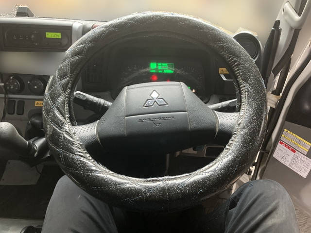 三菱ふそうキャンターダンプ小型（2t・3t）[写真24]